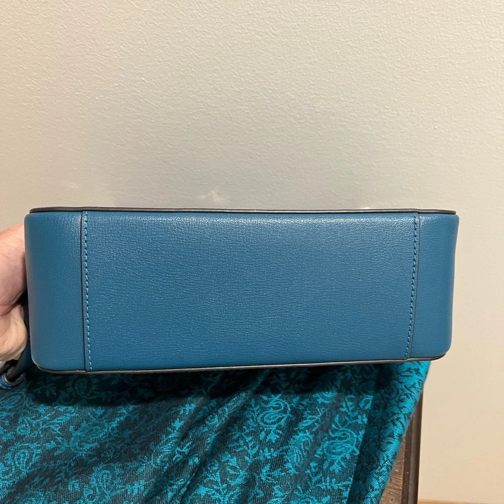 Kate Spade Peacock Crossbody Bag with Gold Hardware - Picture 7 of 10
